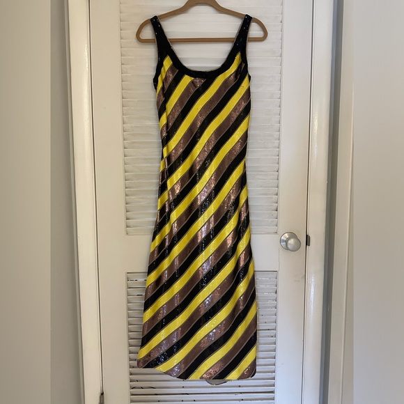 New With Tags. DIANE VON FURSTENBERG
Luisa Scoop-Neck Sequin-Striped Silk Midi - Picture 6 of 7